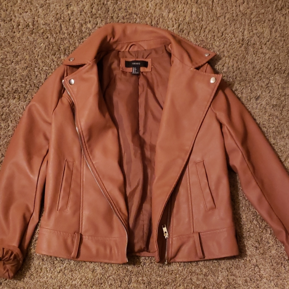 Jacket - Picture 1 of 3